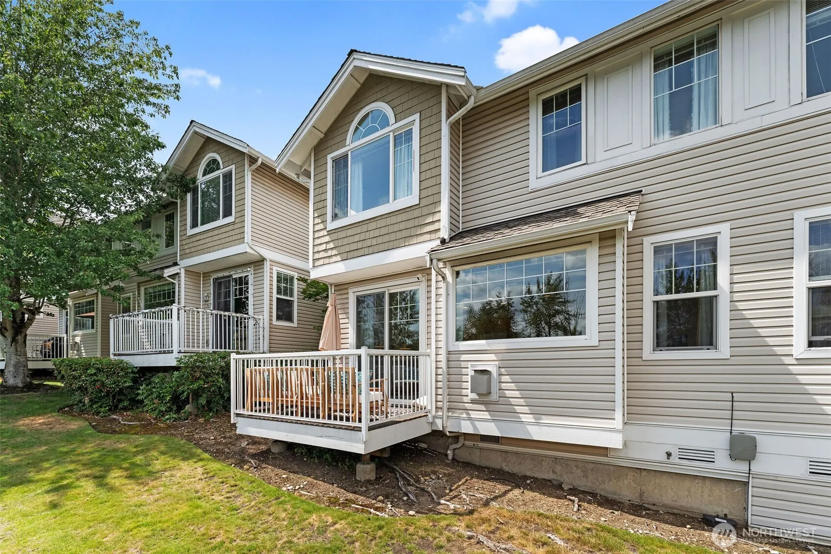 13021 NE 182nd Place #B, Bothell, WA 98011