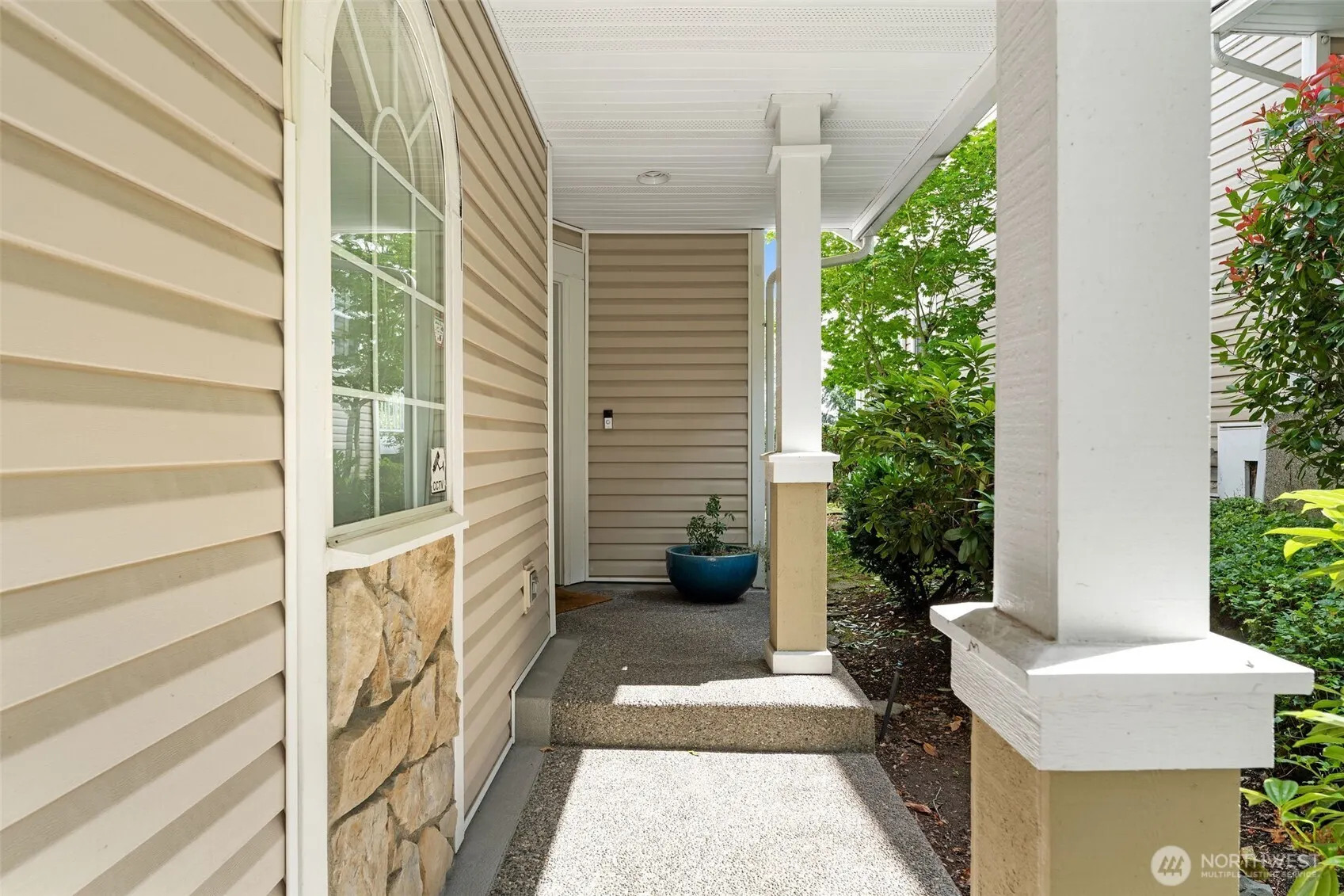 13021 NE 182nd Place #B, Bothell, WA 98011