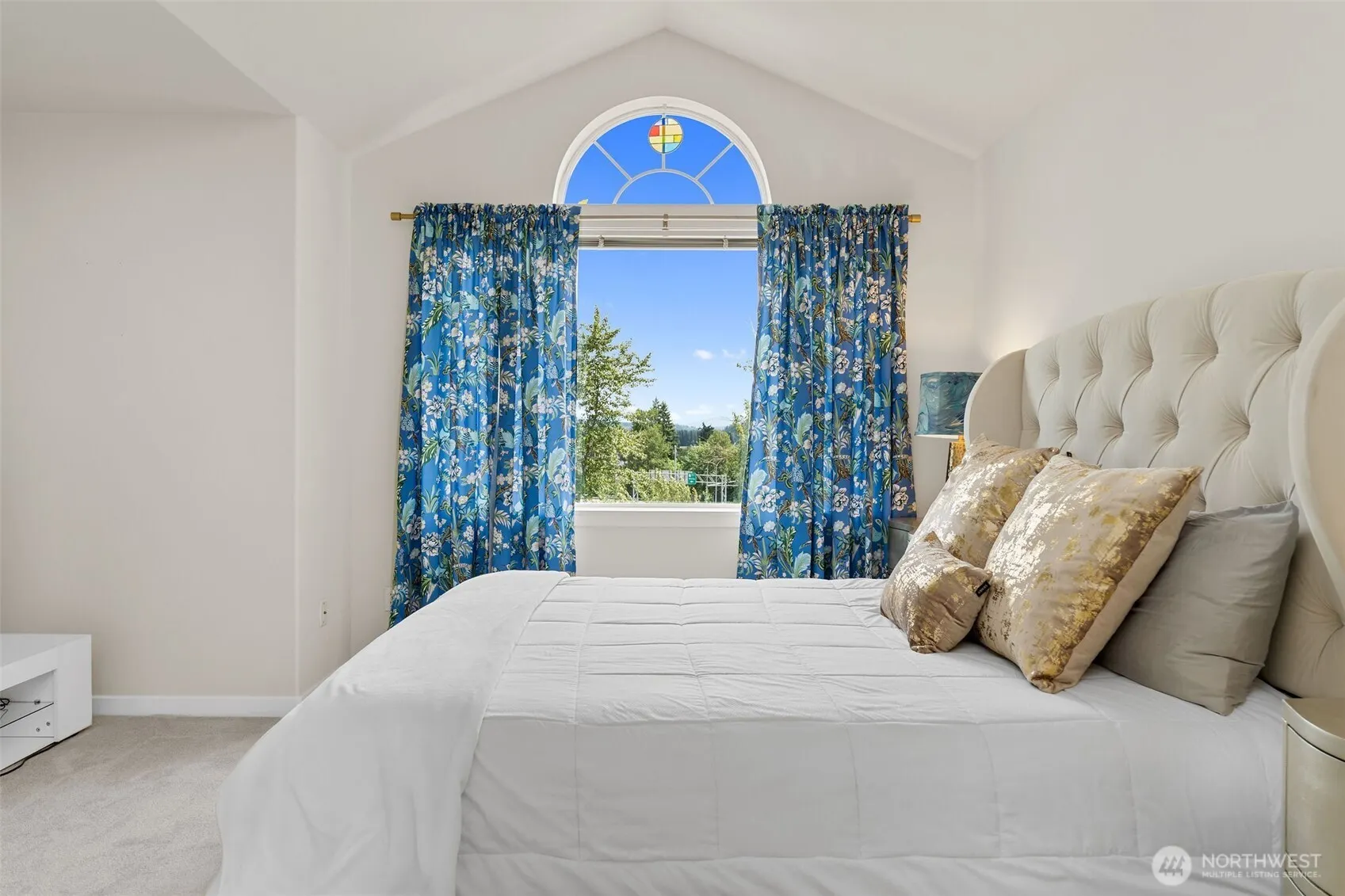13021 NE 182nd Place #B, Bothell, WA 98011