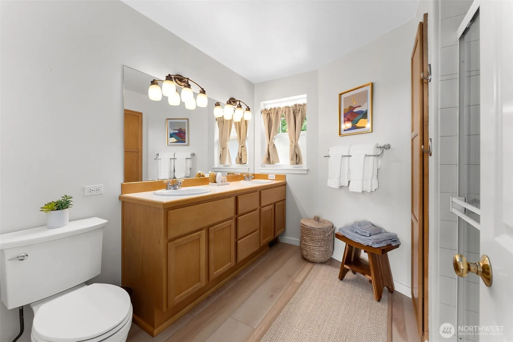 13021 NE 182nd Place #B, Bothell, WA 98011