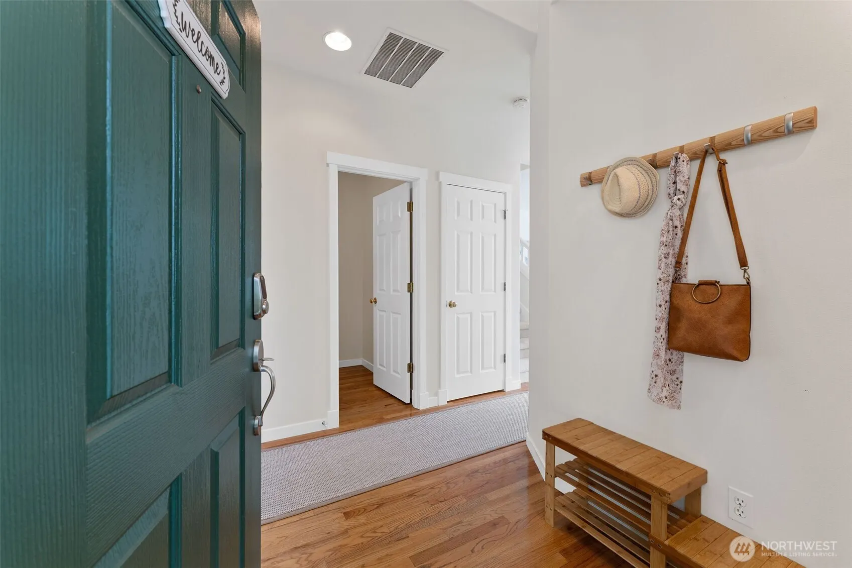 13021 NE 182nd Place #B, Bothell, WA 98011