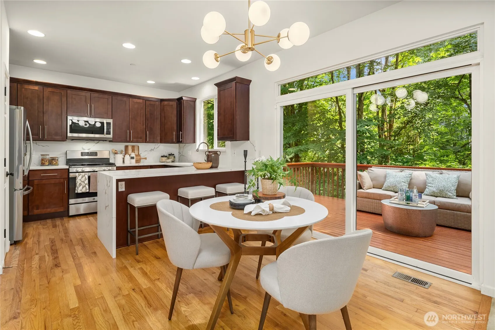 16760 128th Place NE, Woodinville, WA 98072