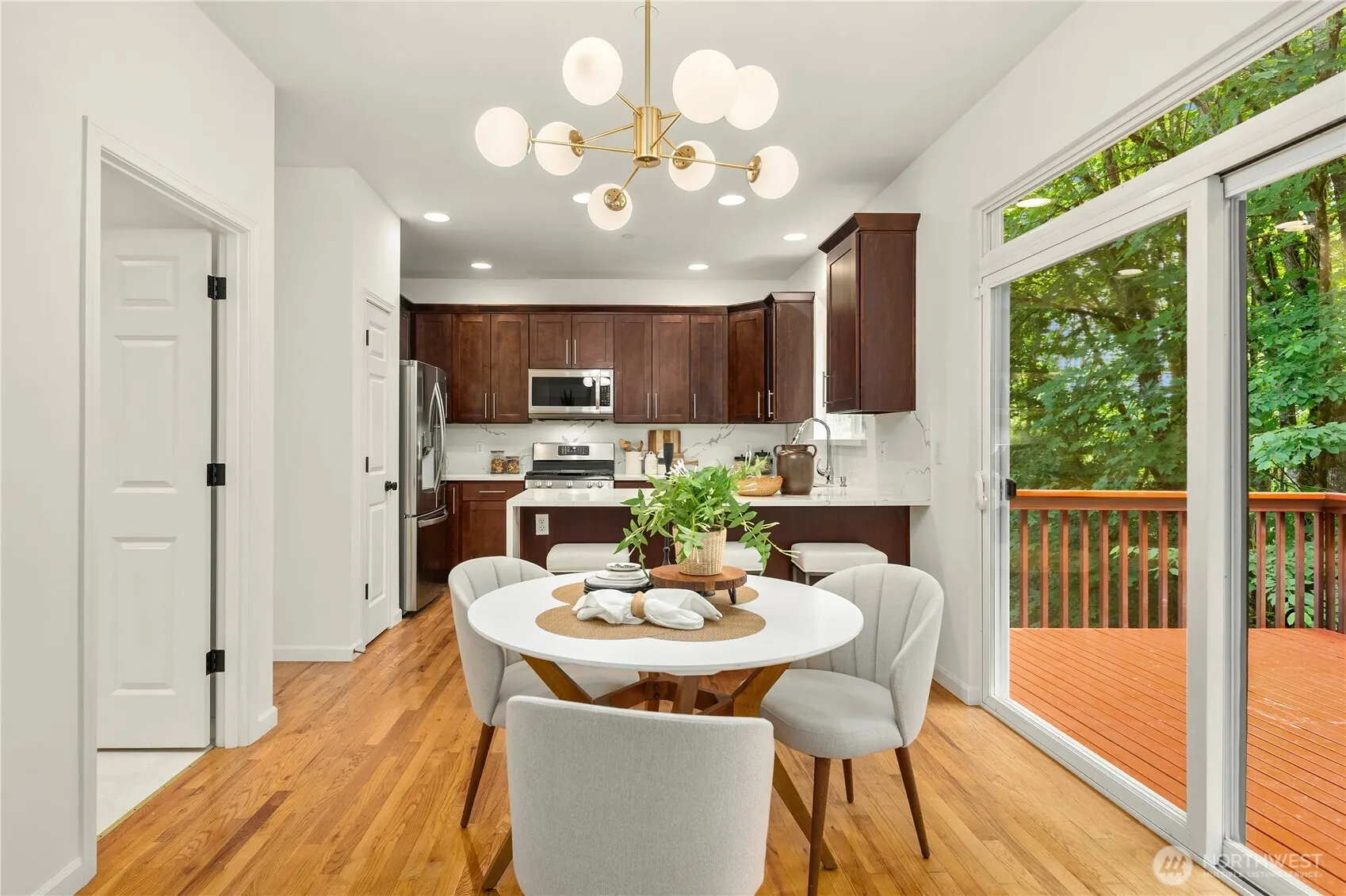 16760 128th Place NE, Woodinville, WA 98072