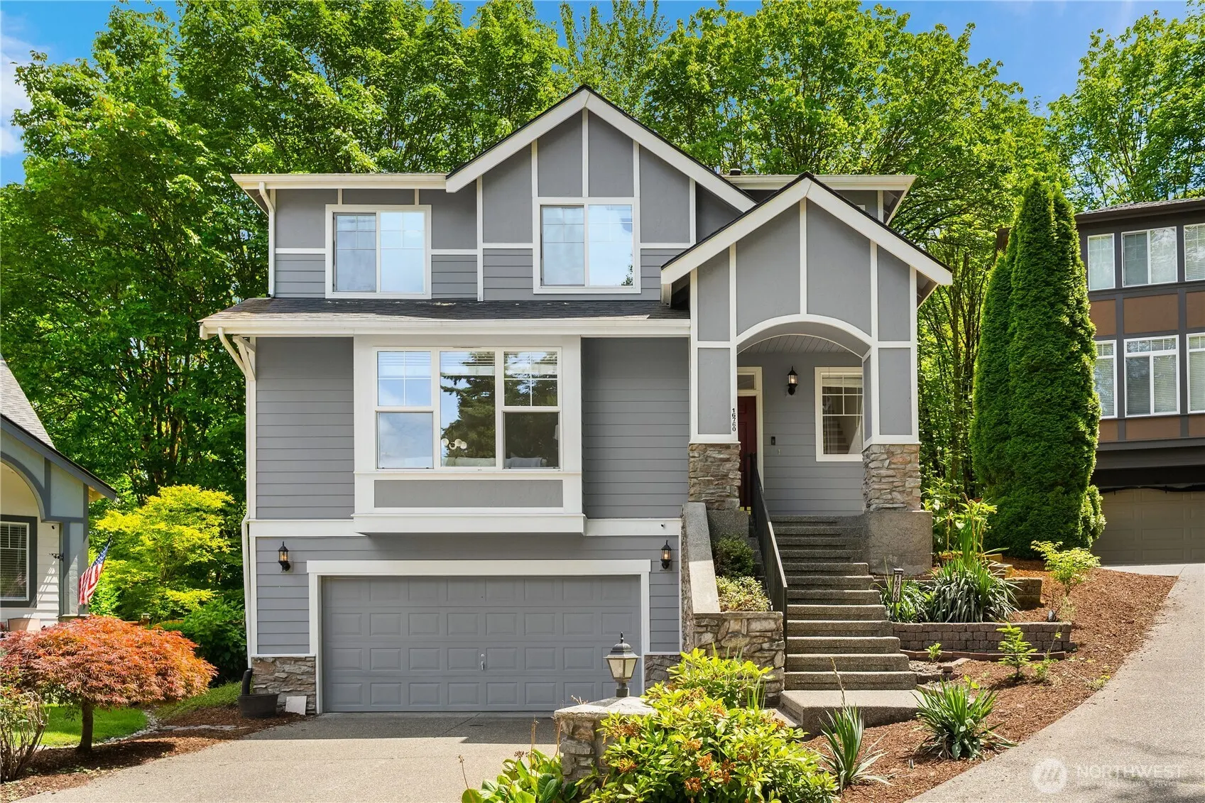 16760 128th Place NE, Woodinville, WA 98072