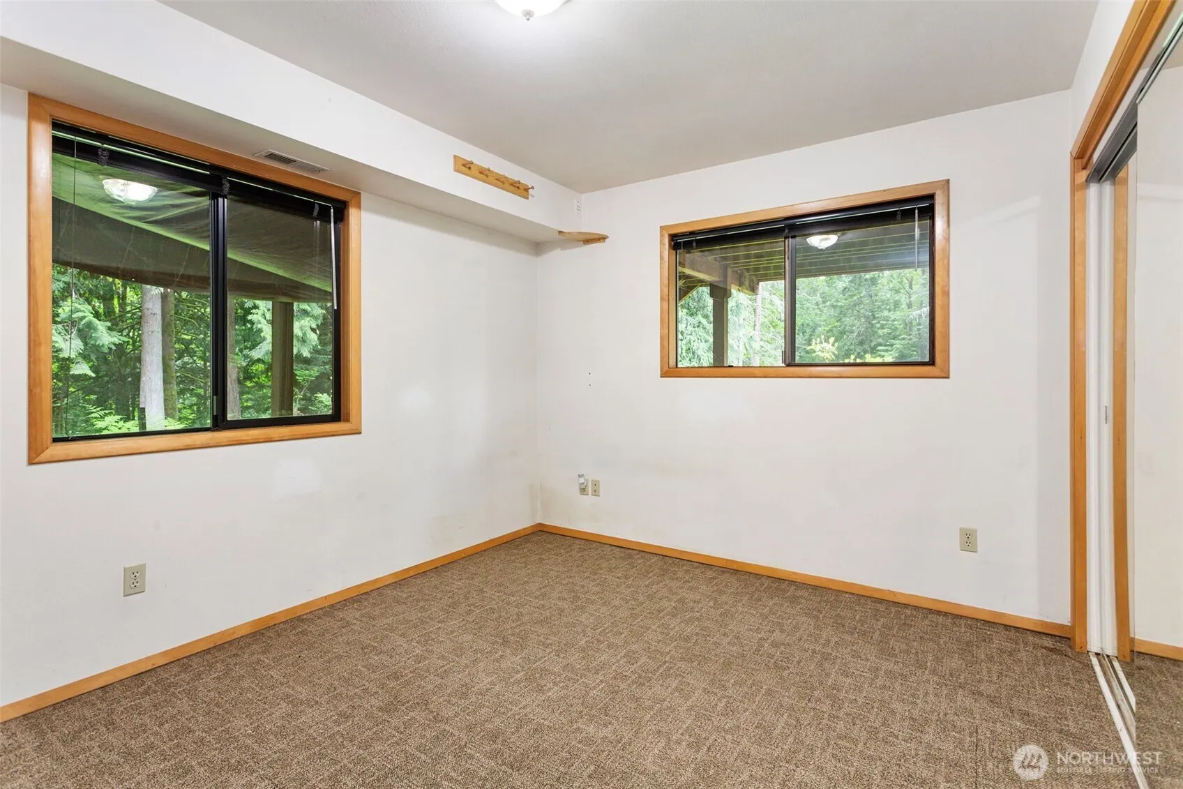27435 NE 22nd Street , Redmond, WA 98053