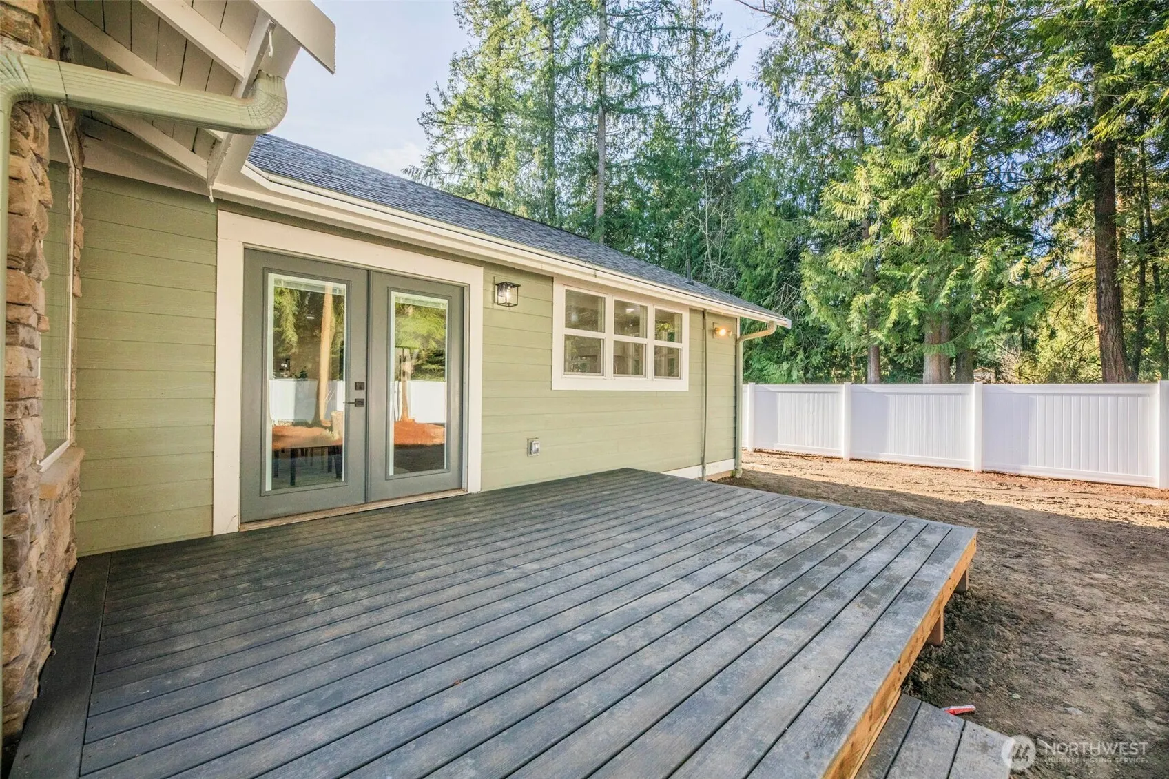24626 NE 102nd Street #A, Redmond, WA 98053