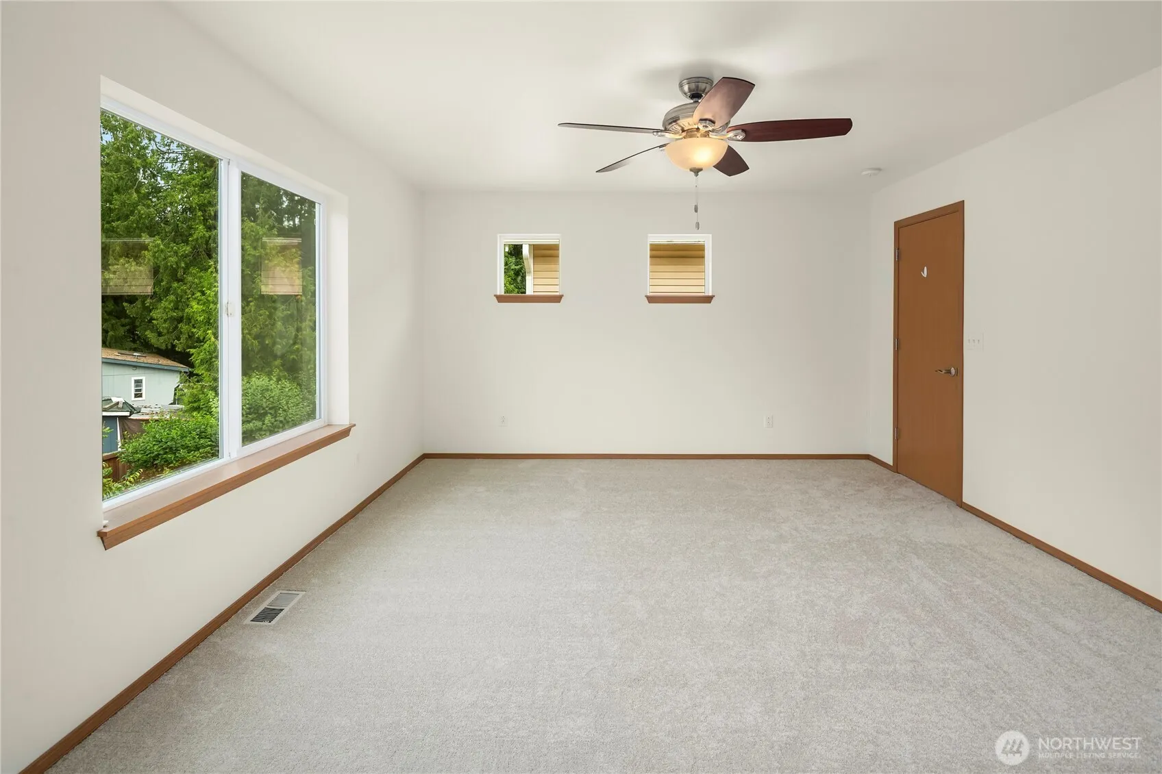 21638 SE 297th Street , Kent, WA 98042