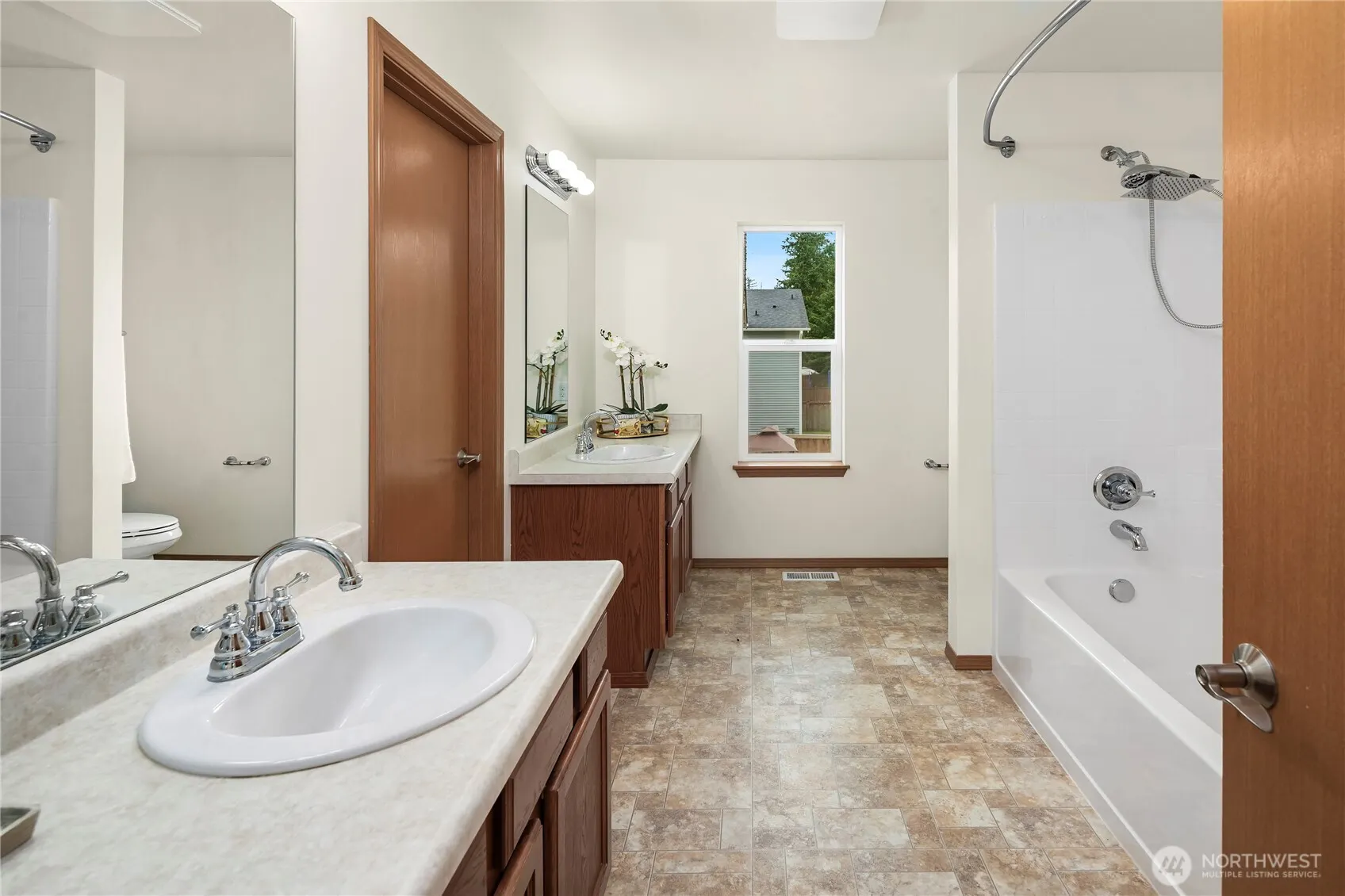 21638 SE 297th Street , Kent, WA 98042
