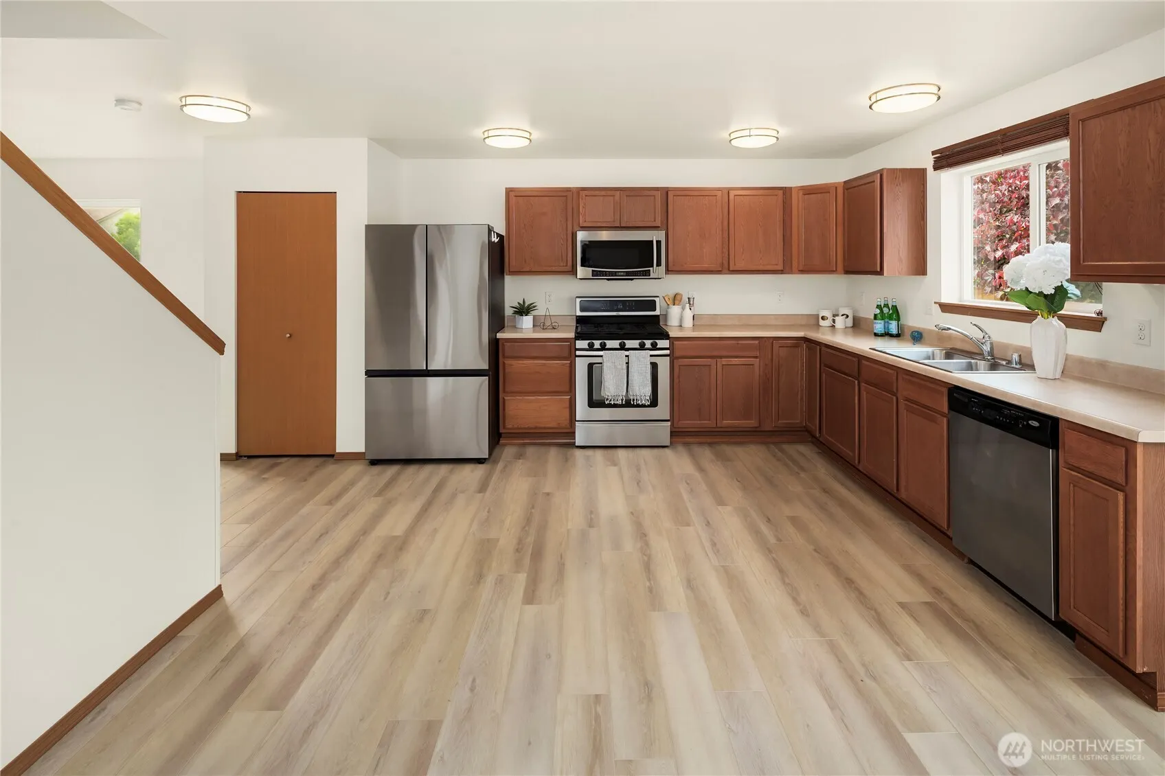 21638 SE 297th Street , Kent, WA 98042