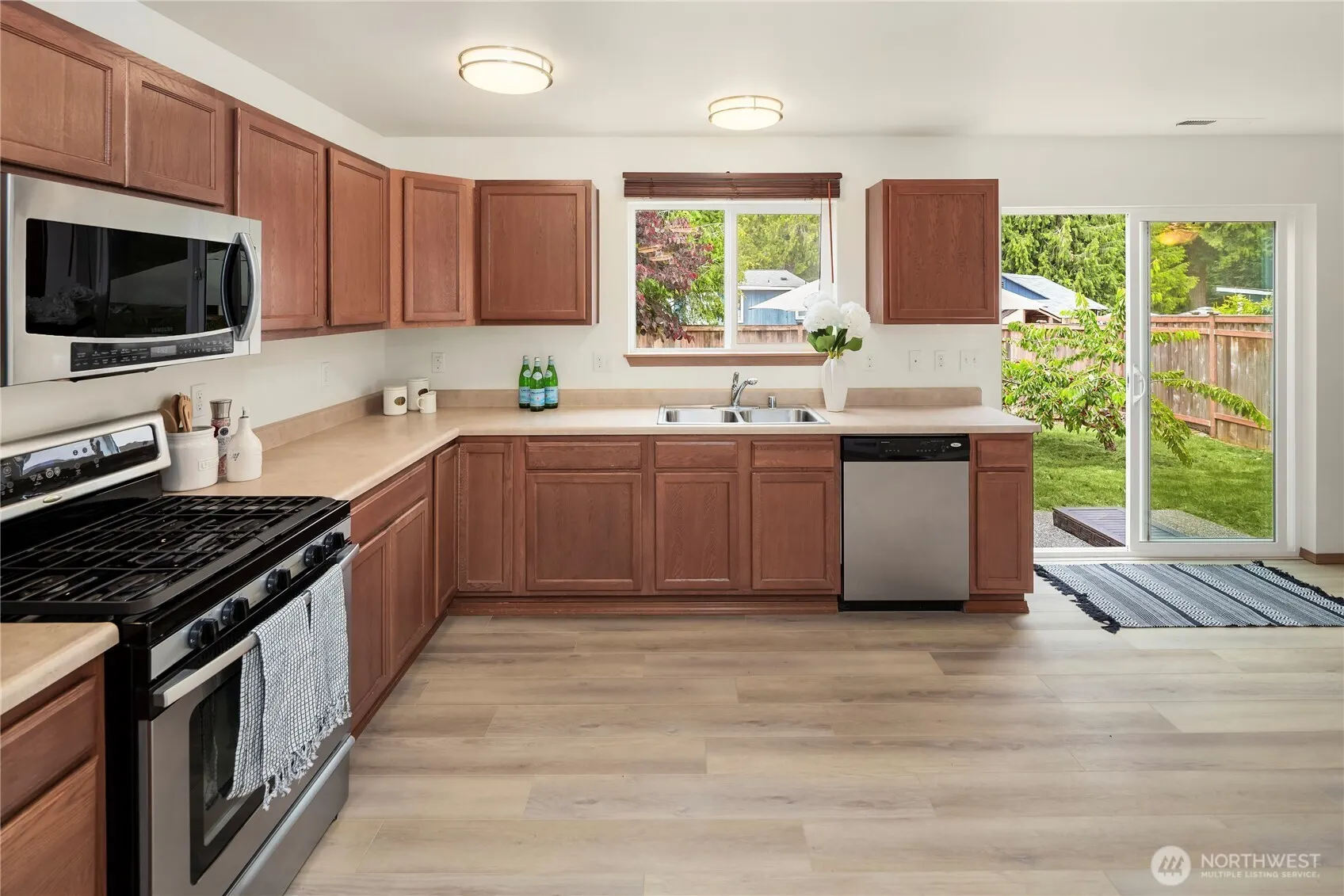 21638 SE 297th Street , Kent, WA 98042