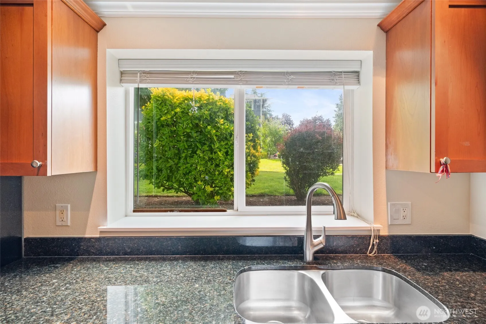14010 NE 181st Place #C102, Woodinville, WA 98072