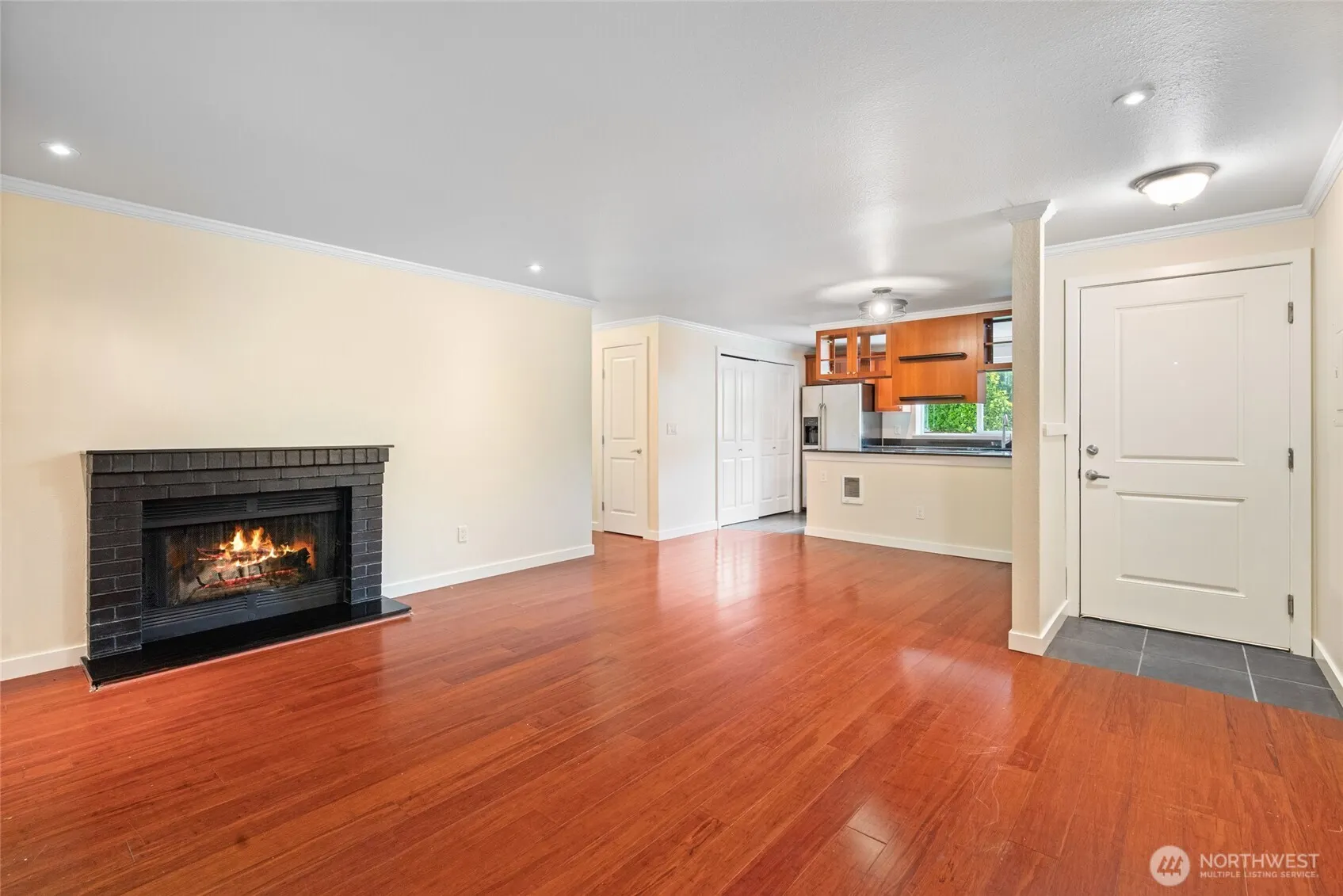 14010 NE 181st Place #C102, Woodinville, WA 98072