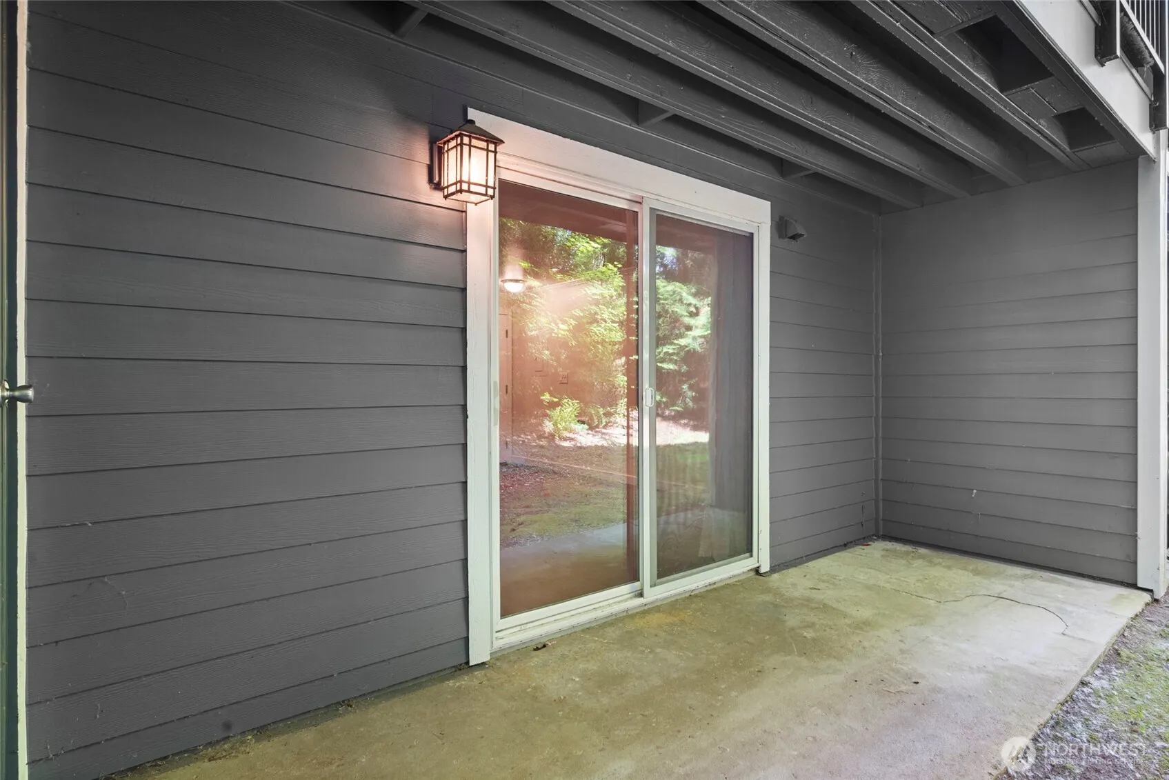 14010 NE 181st Place #C102, Woodinville, WA 98072
