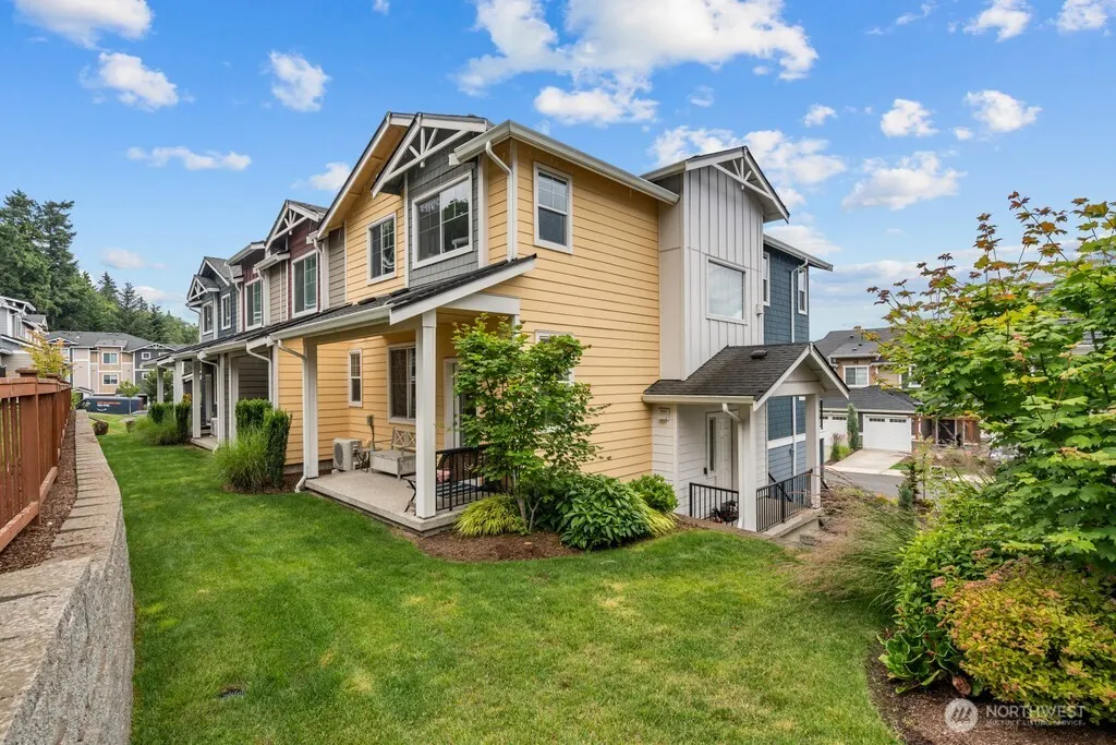22328 88th Way S #M101, Kent, WA 98031