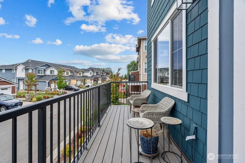 22328 88th Way S #M101, Kent, WA 98031