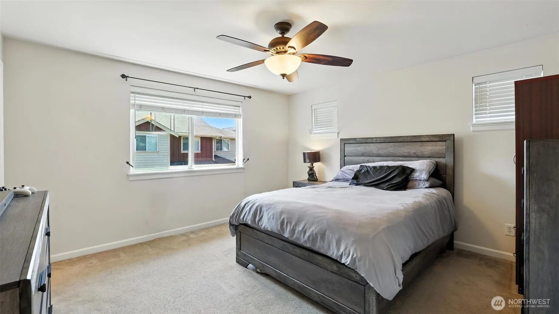 4650 NE 3rd Lane #F1, Renton, WA 98059