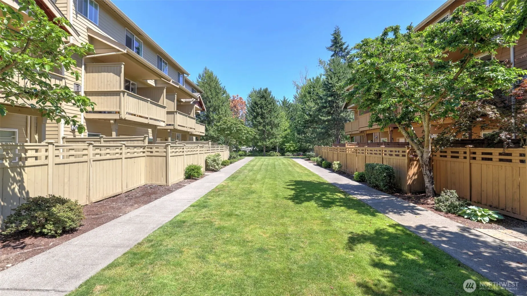 4650 NE 3rd Lane #F1, Renton, WA 98059