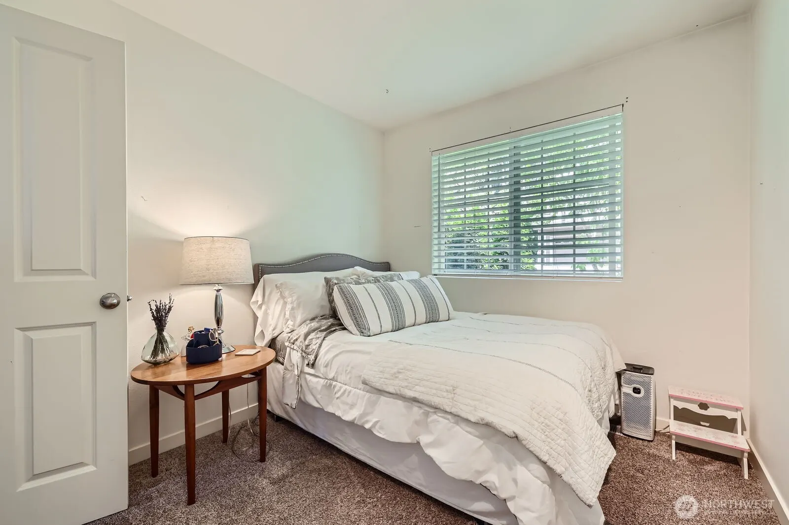 23120 SE Black Nugget Road #D1, Issaquah, WA 98029