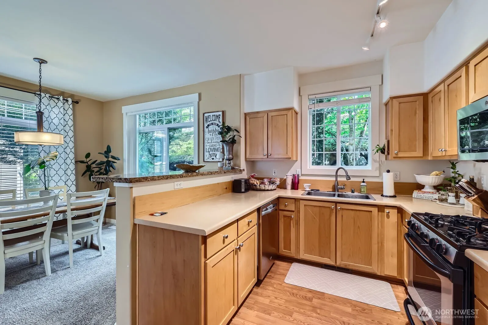 23120 SE Black Nugget Road #D1, Issaquah, WA 98029