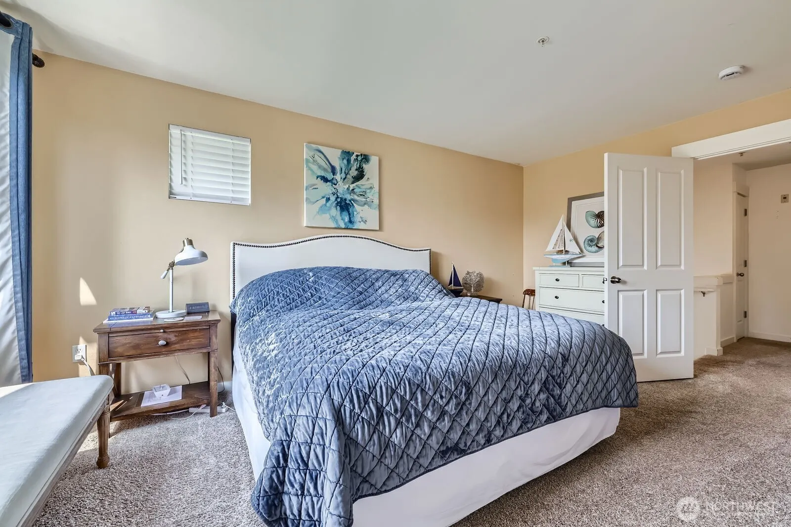 23120 SE Black Nugget Road #D1, Issaquah, WA 98029