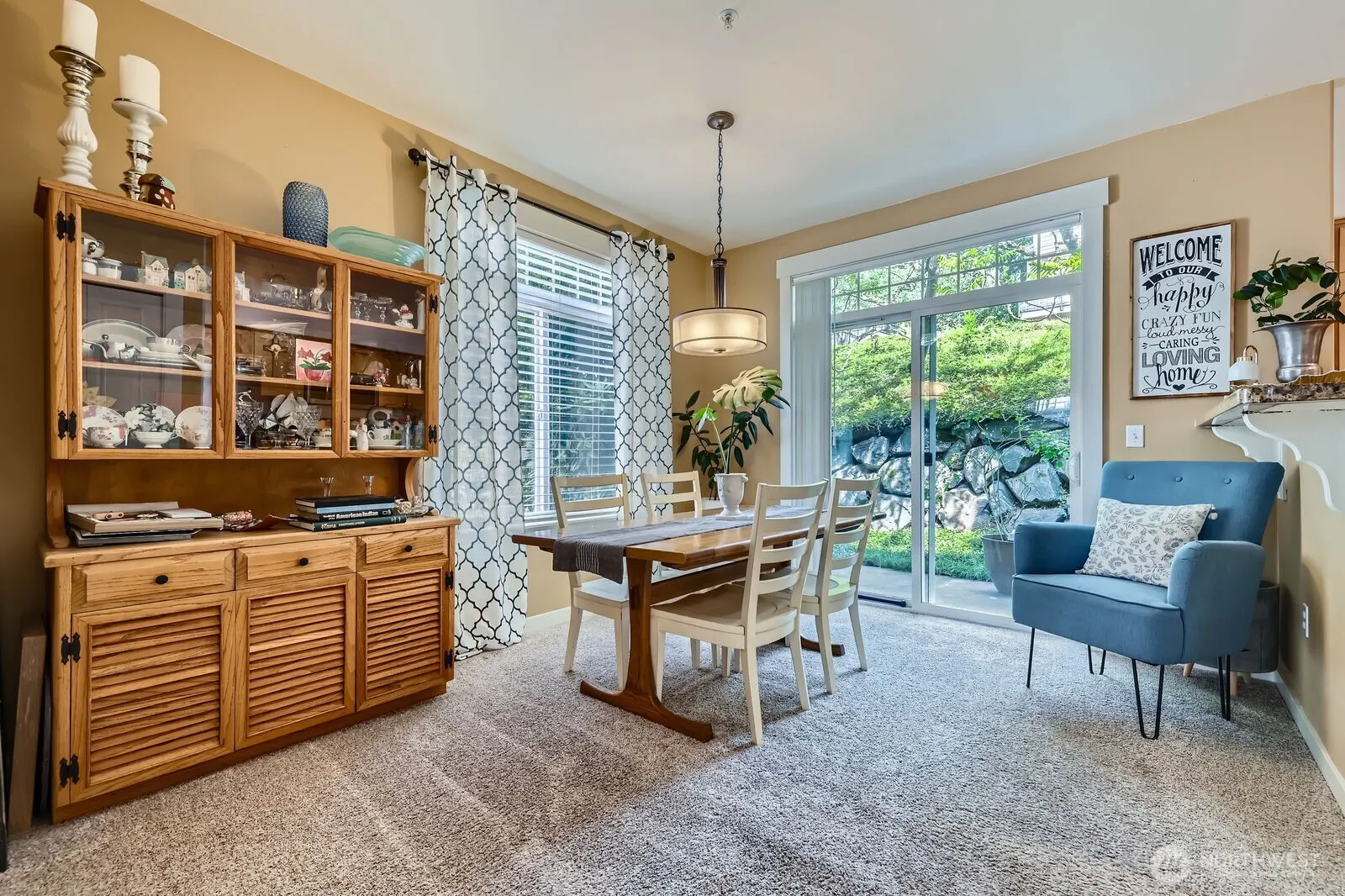 23120 SE Black Nugget Road #D1, Issaquah, WA 98029