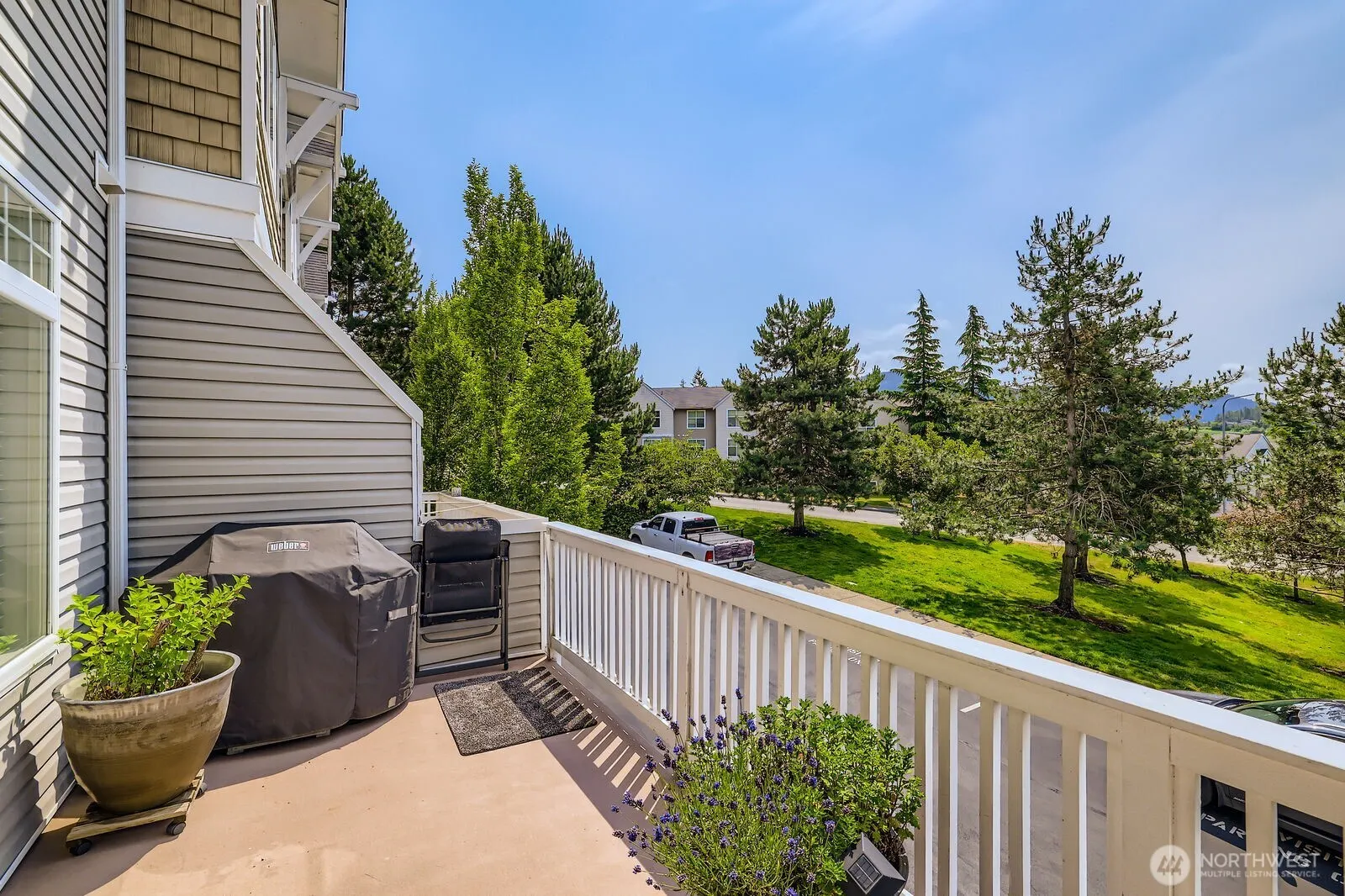 23120 SE Black Nugget Road #D1, Issaquah, WA 98029