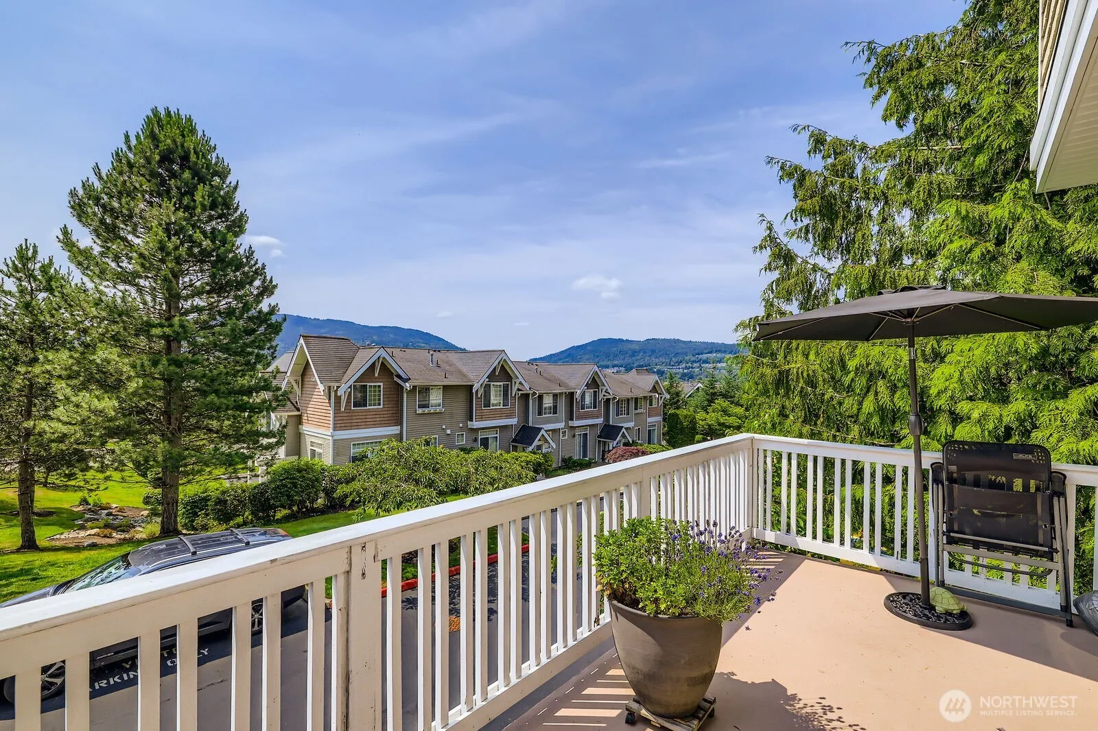 23120 SE Black Nugget Road #D1, Issaquah, WA 98029