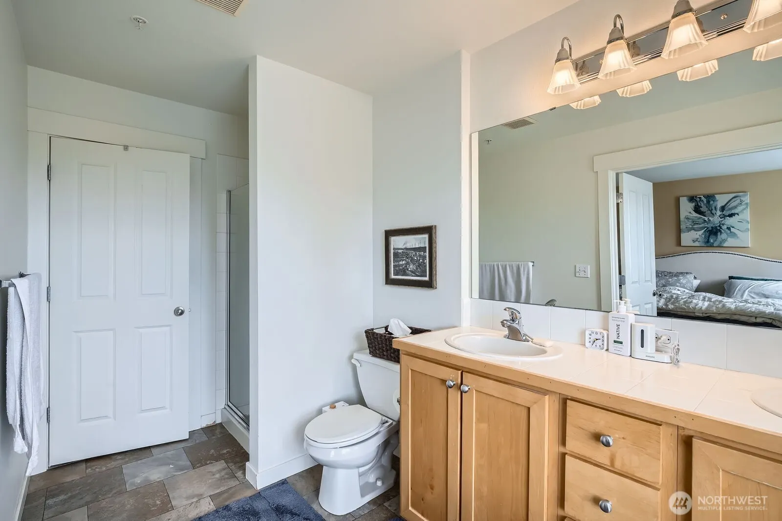 23120 SE Black Nugget Road #D1, Issaquah, WA 98029