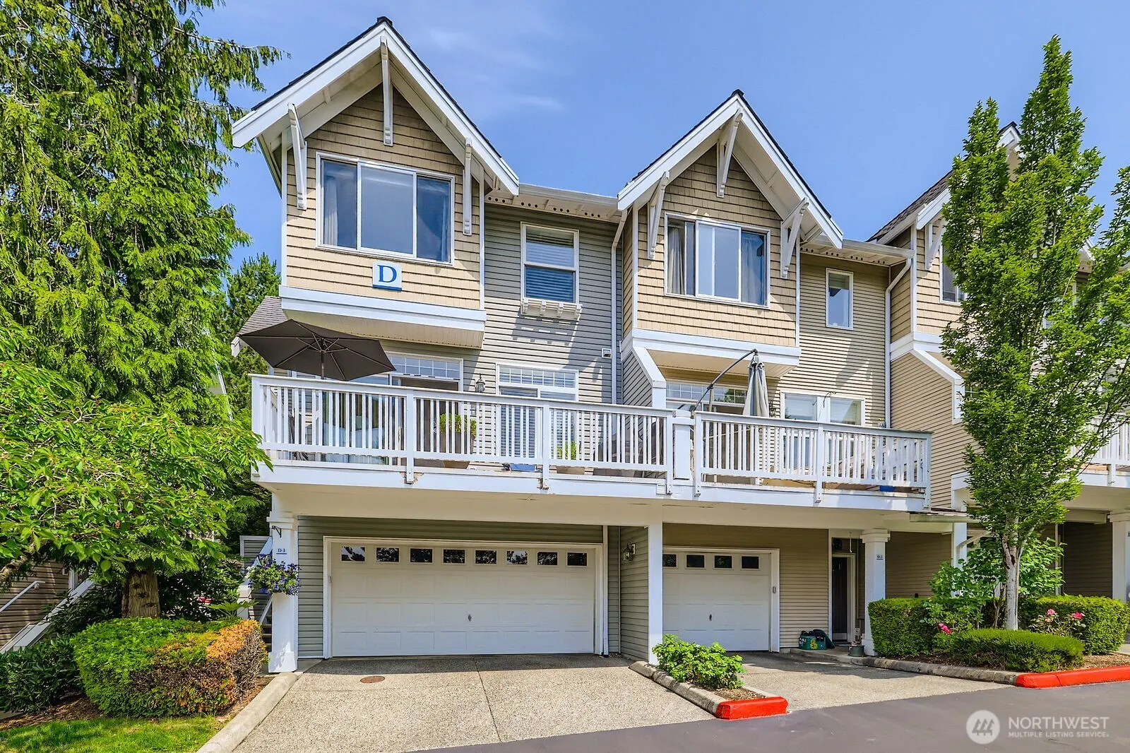 23120 SE Black Nugget Road #D1, Issaquah, WA 98029