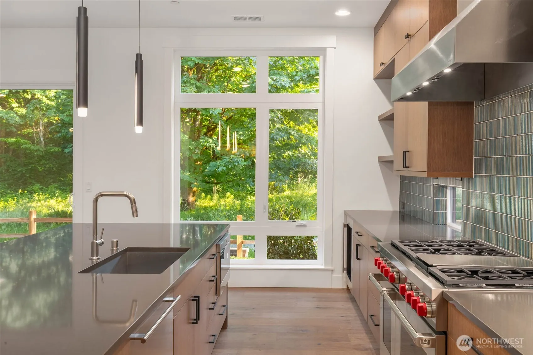 21029 SE 80th Street , Issaquah, WA 98027