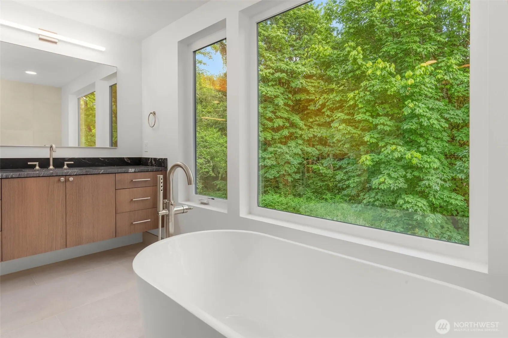 21029 SE 80th Street , Issaquah, WA 98027