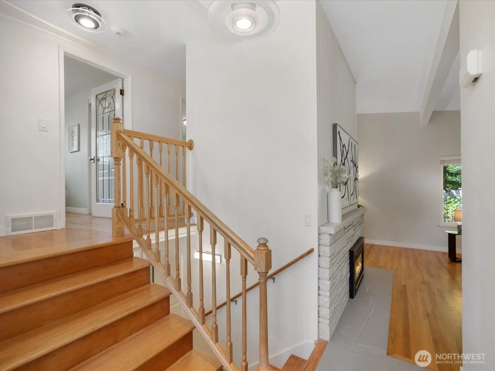 17829 NE 93rd Place , Bothell, WA 98011
