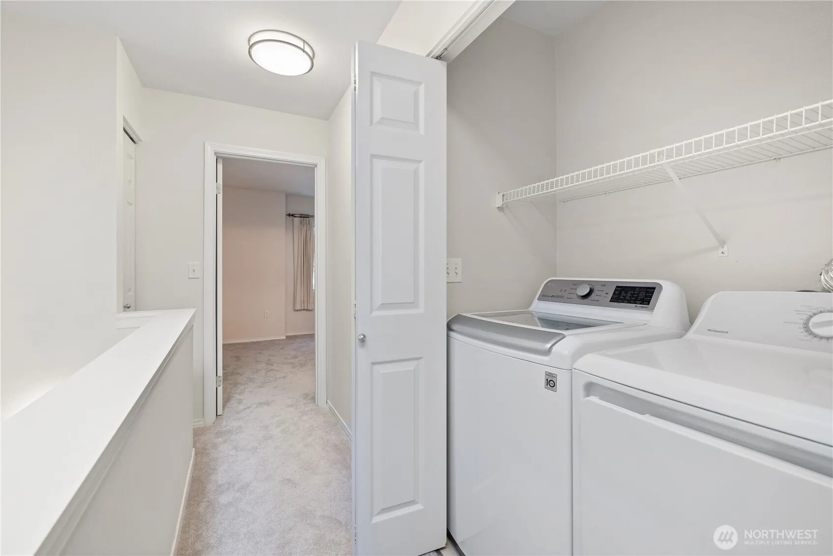 601 12th Avenue NW #F2, Issaquah, WA 98027-2669
