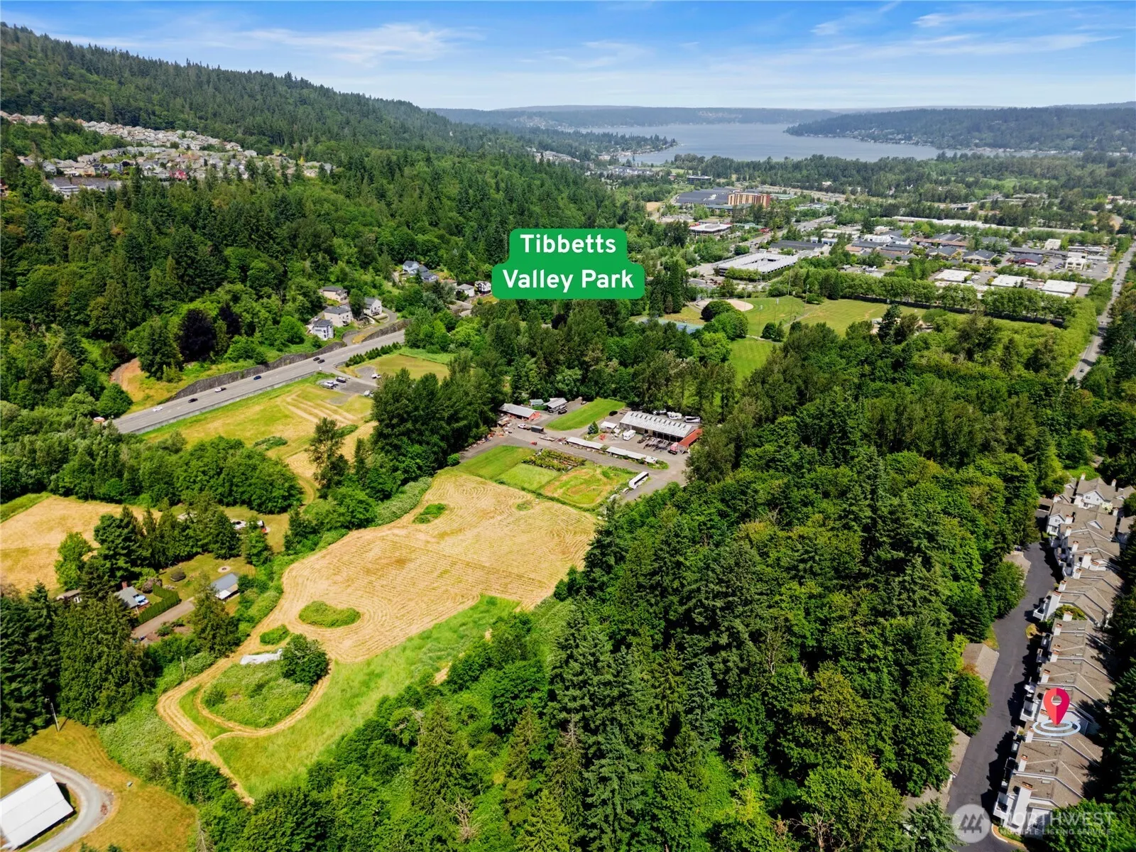 601 12th Avenue NW #F2, Issaquah, WA 98027-2669