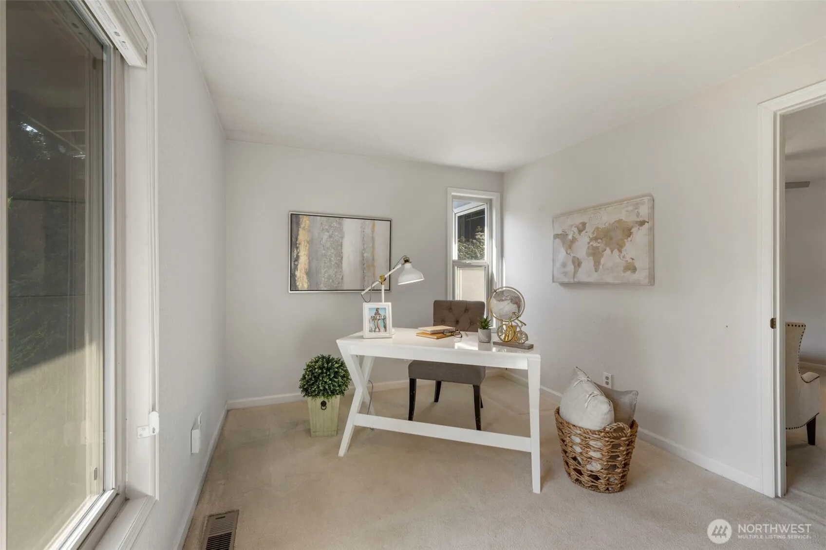 19555 Ave NE 170th , Woodinville, WA 98072-9807