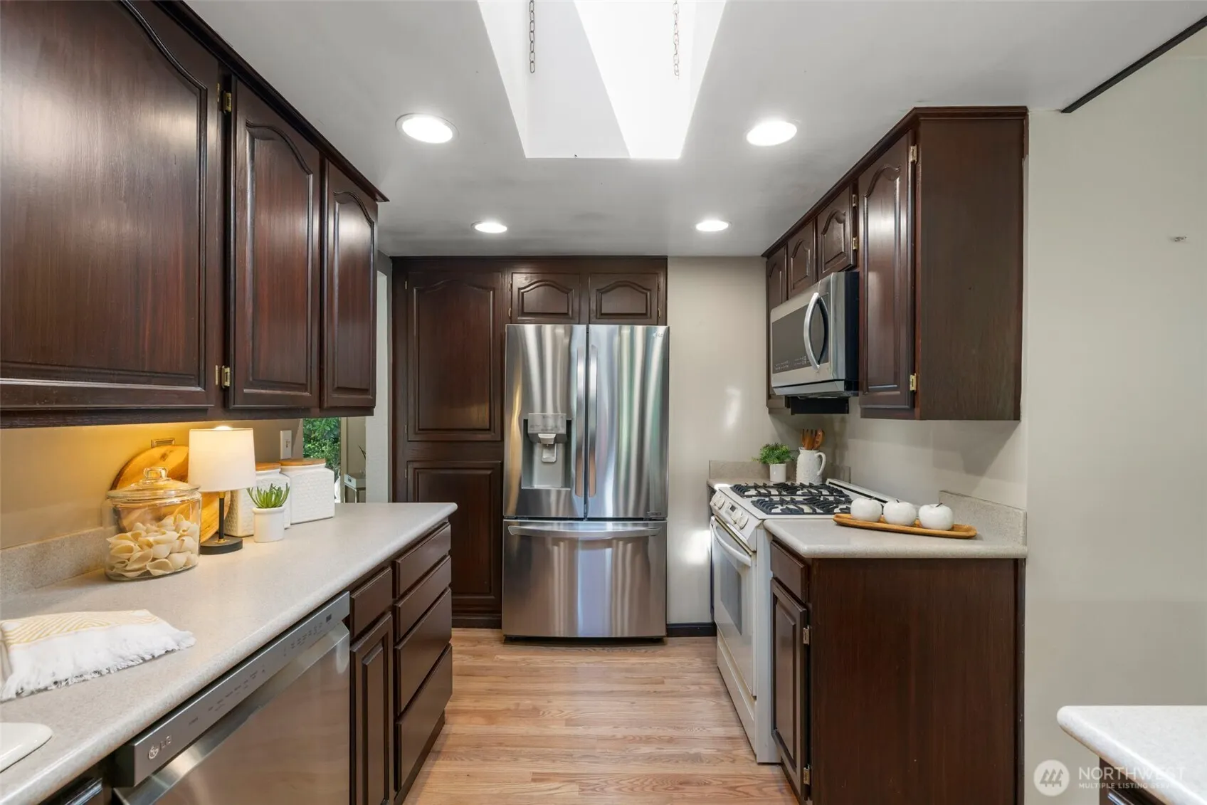 19555 Ave NE 170th , Woodinville, WA 98072-9807