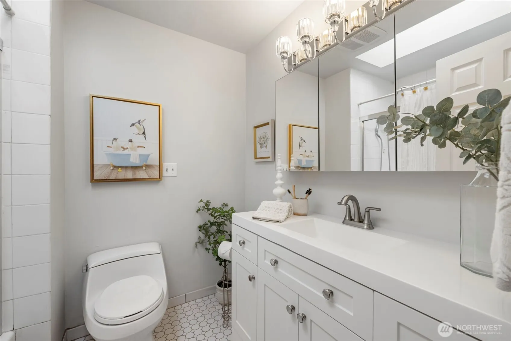 19555 Ave NE 170th , Woodinville, WA 98072-9807