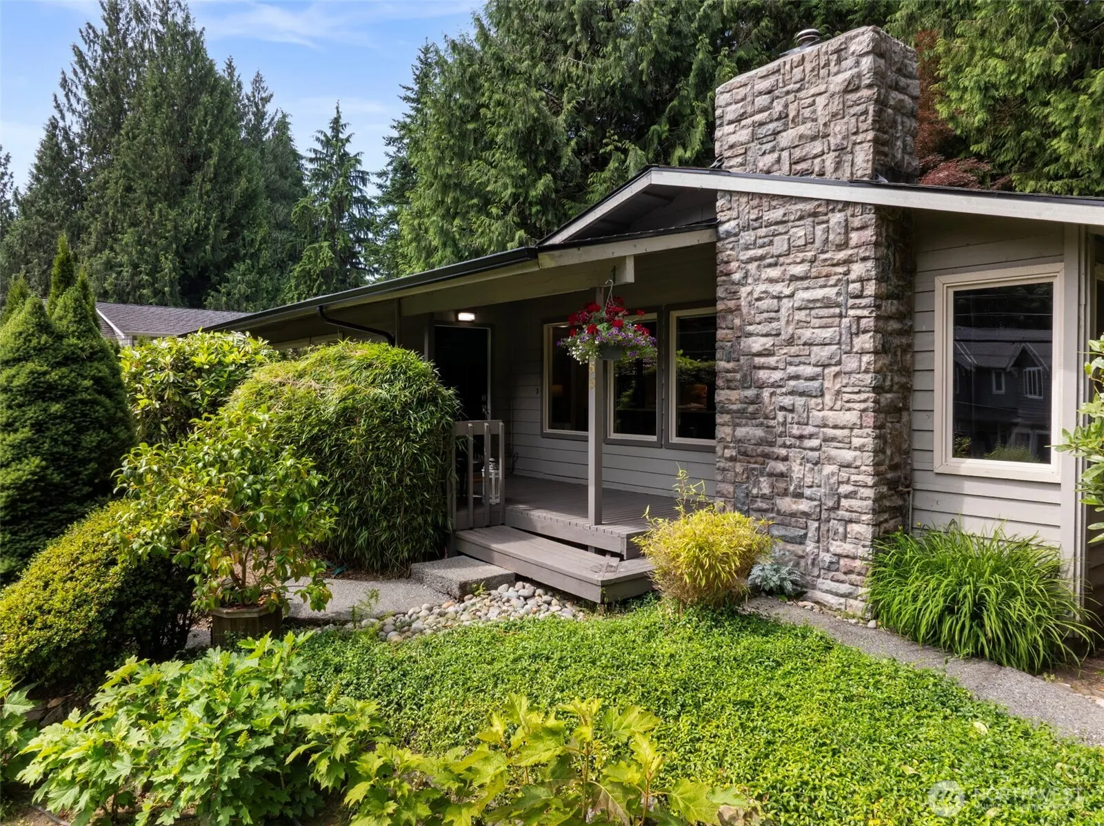 19555 Ave NE 170th , Woodinville, WA 98072-9807