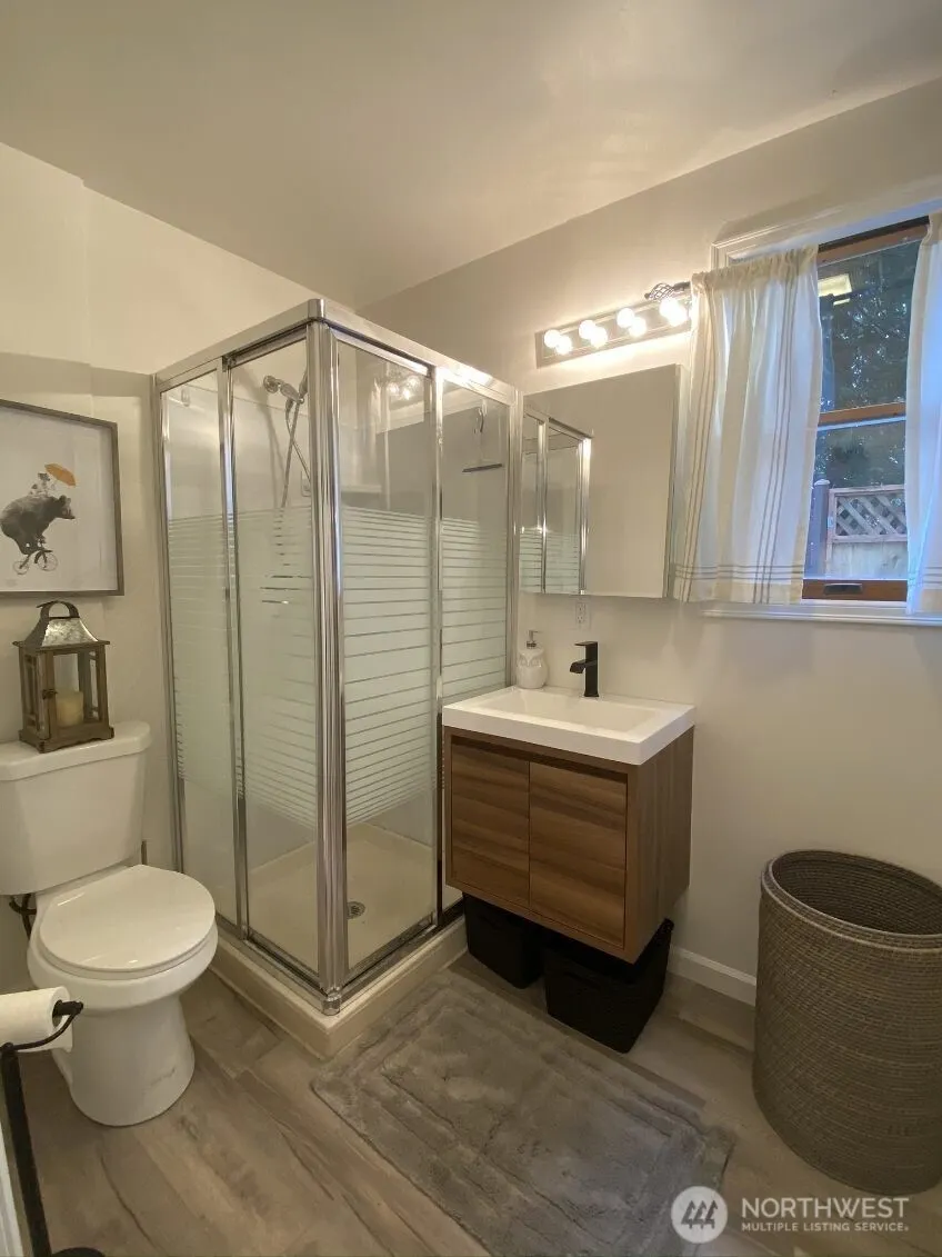 19555 Ave NE 170th , Woodinville, WA 98072-9807