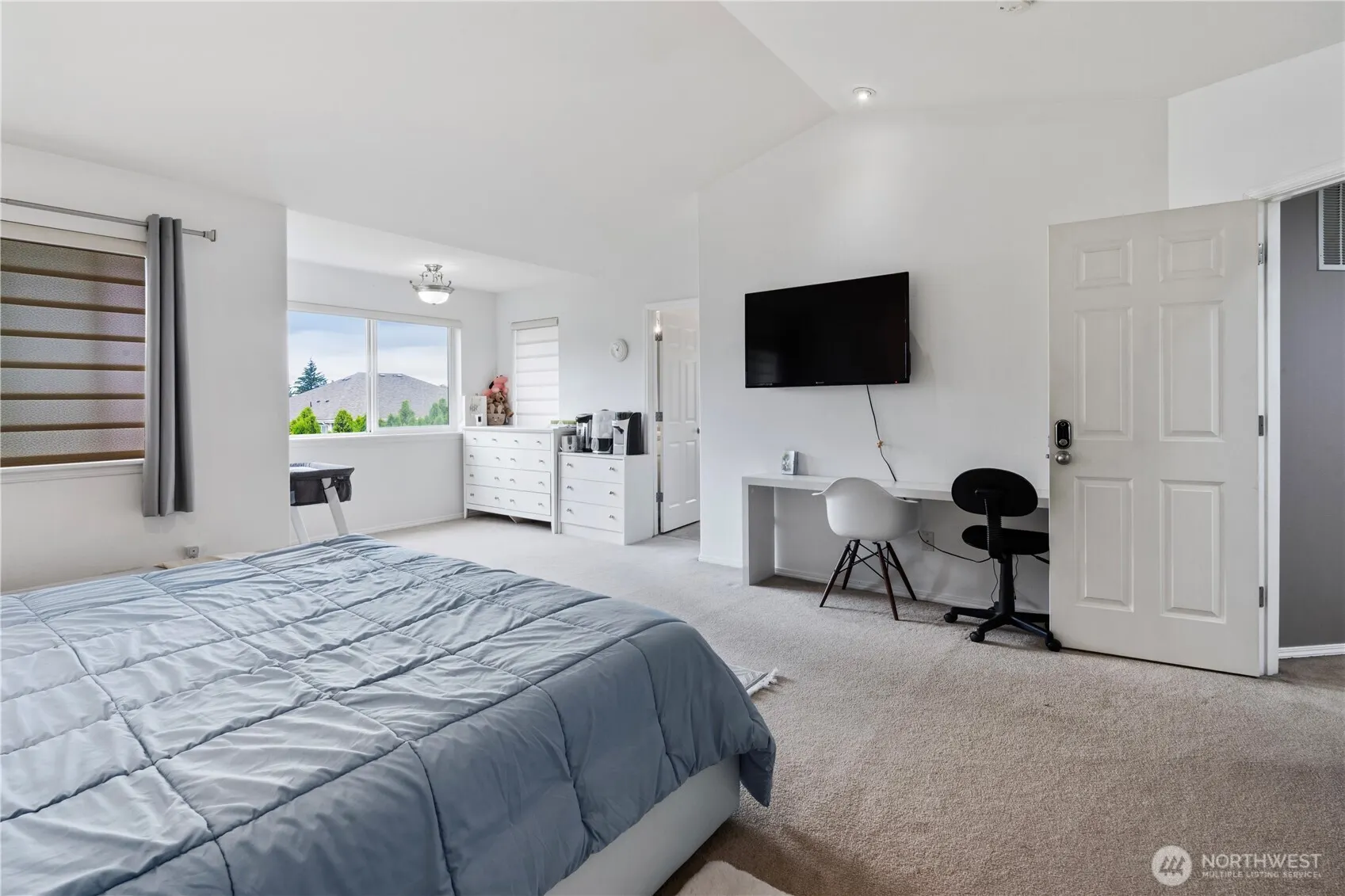 709 142nd Pl SW, Lynnwood, WA 98087
