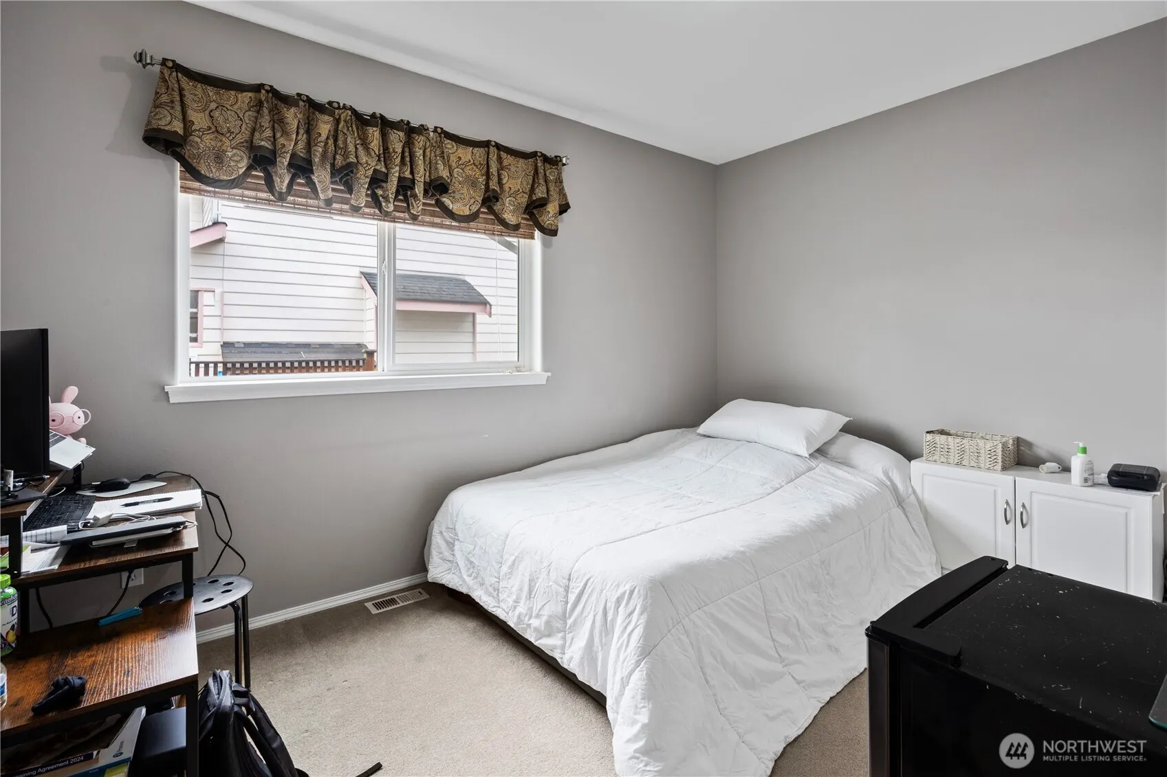 709 142nd Pl SW, Lynnwood, WA 98087