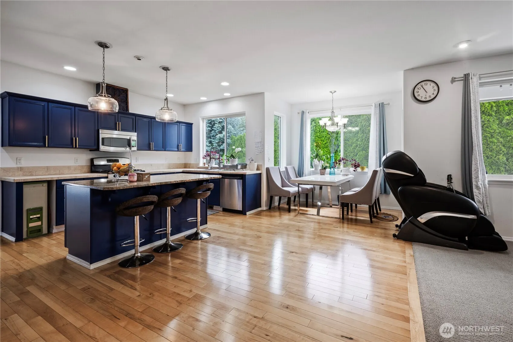 709 142nd Pl SW, Lynnwood, WA 98087