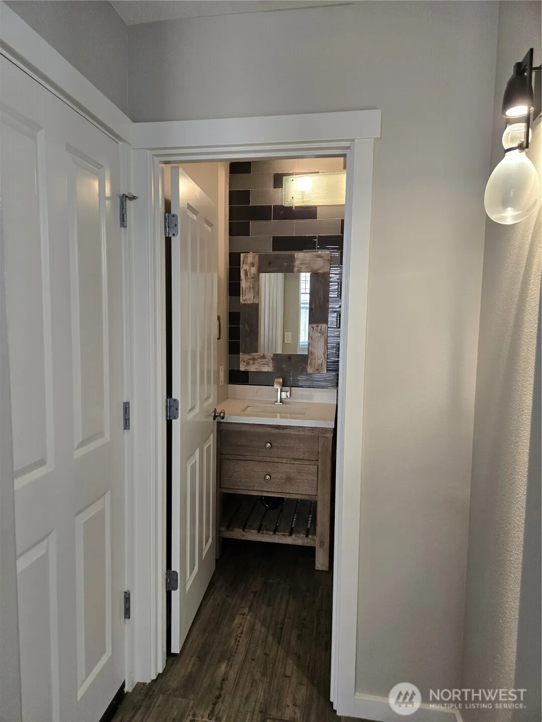 3819 216th Place SE, Bothell, WA 98021