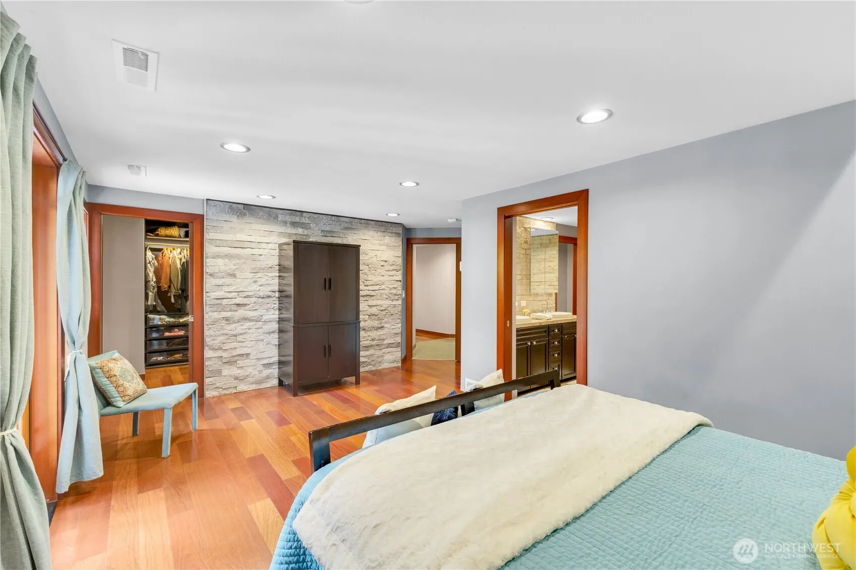16704 162nd Avenue NE, Woodinville, WA 98072