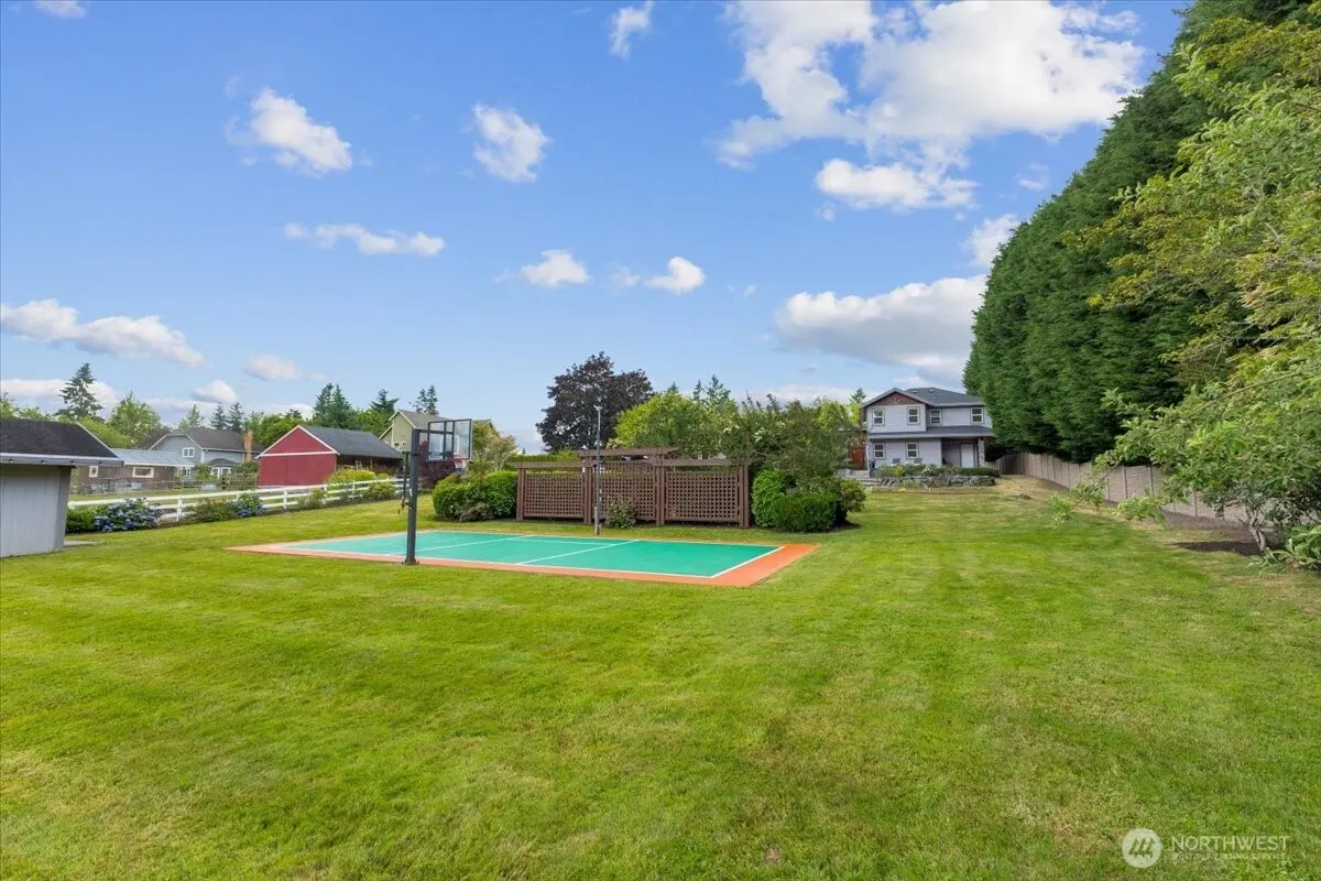 16704 162nd Avenue NE, Woodinville, WA 98072