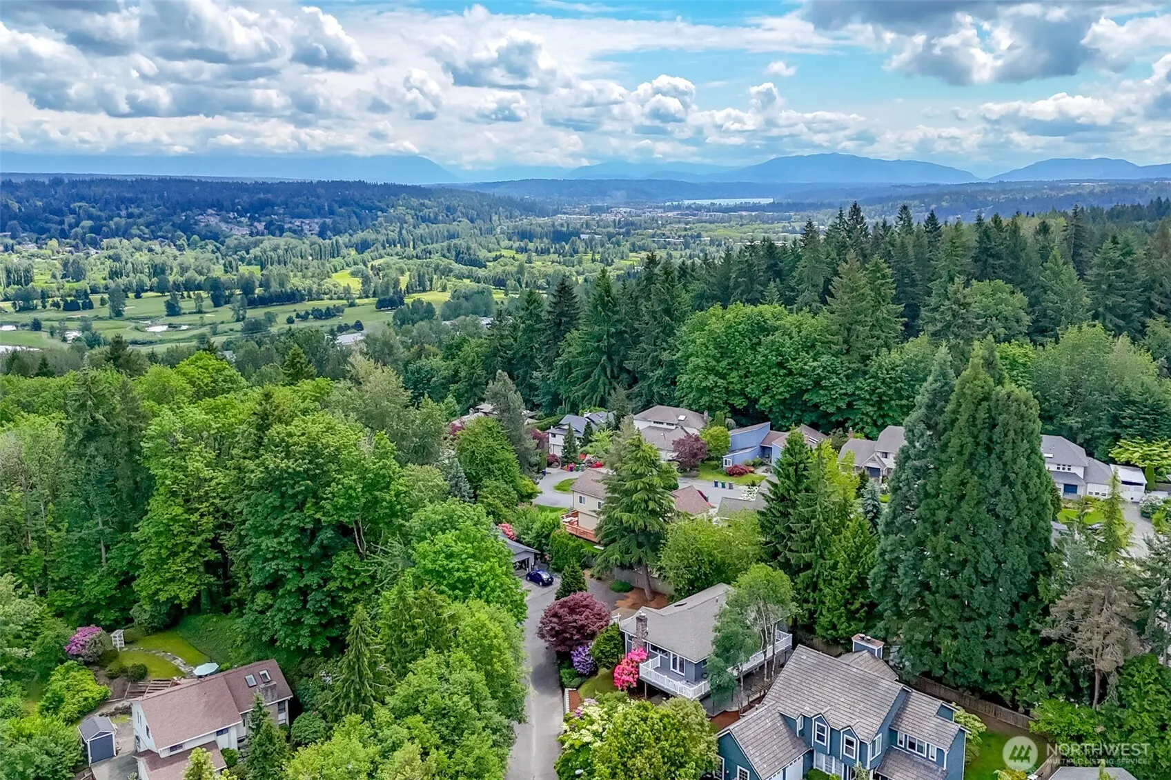 11633 132nd Court NE, Redmond, WA 98052