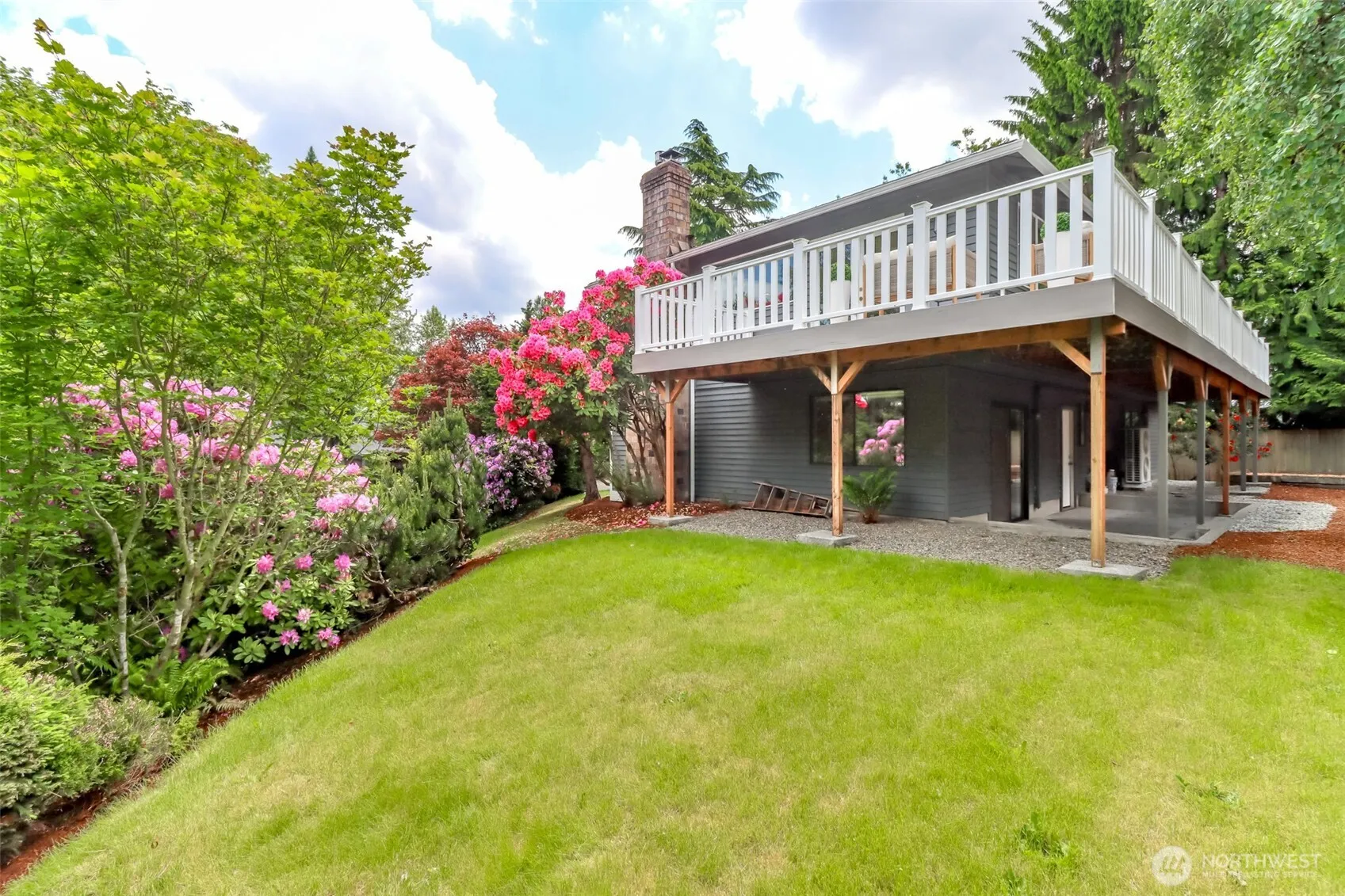 11633 132nd Court NE, Redmond, WA 98052