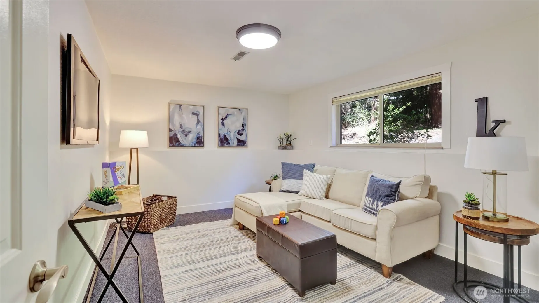 19134 SE May Valley Road , Issaquah, WA 98027