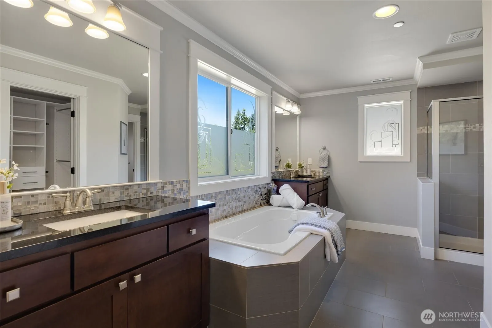 6555 125th Avenue NE, Kirkland, WA 98033