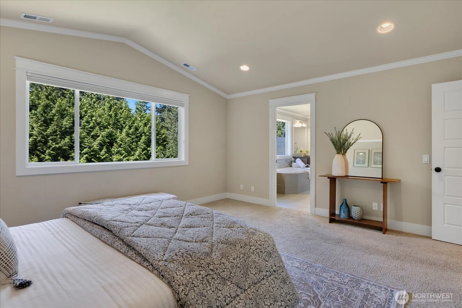 6555 125th Avenue NE, Kirkland, WA 98033